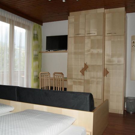 Hotel Garni Haus Anita Liesing Exterior photo